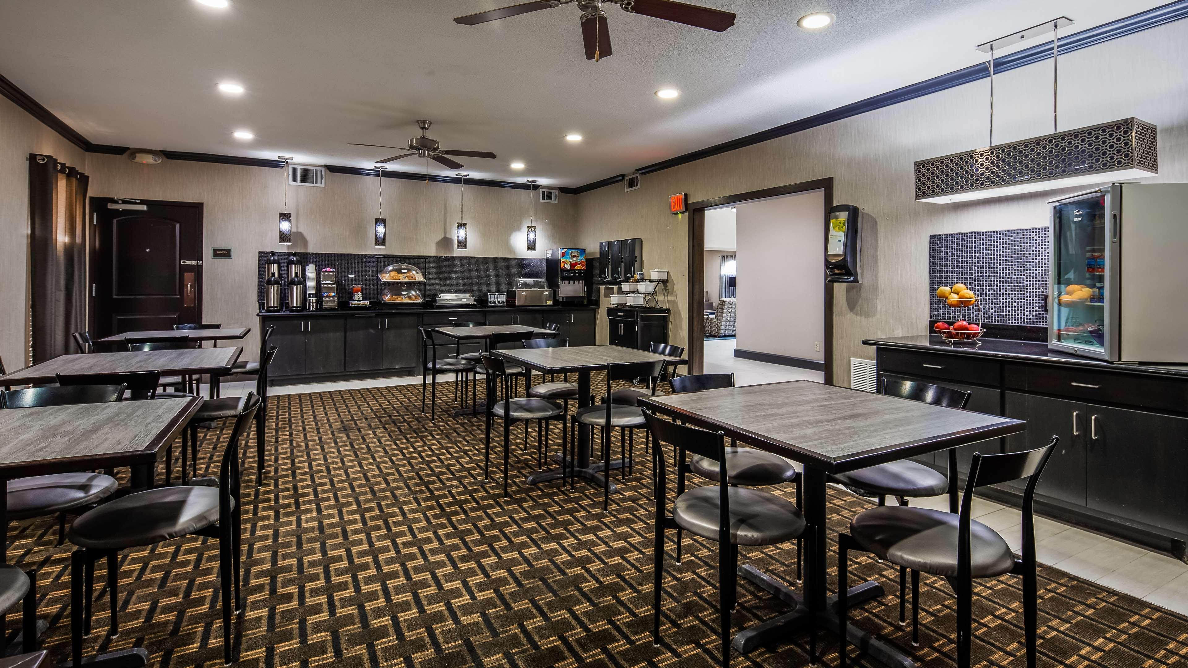 Best Western Edinburgh/Columbus Εξωτερικό φωτογραφία