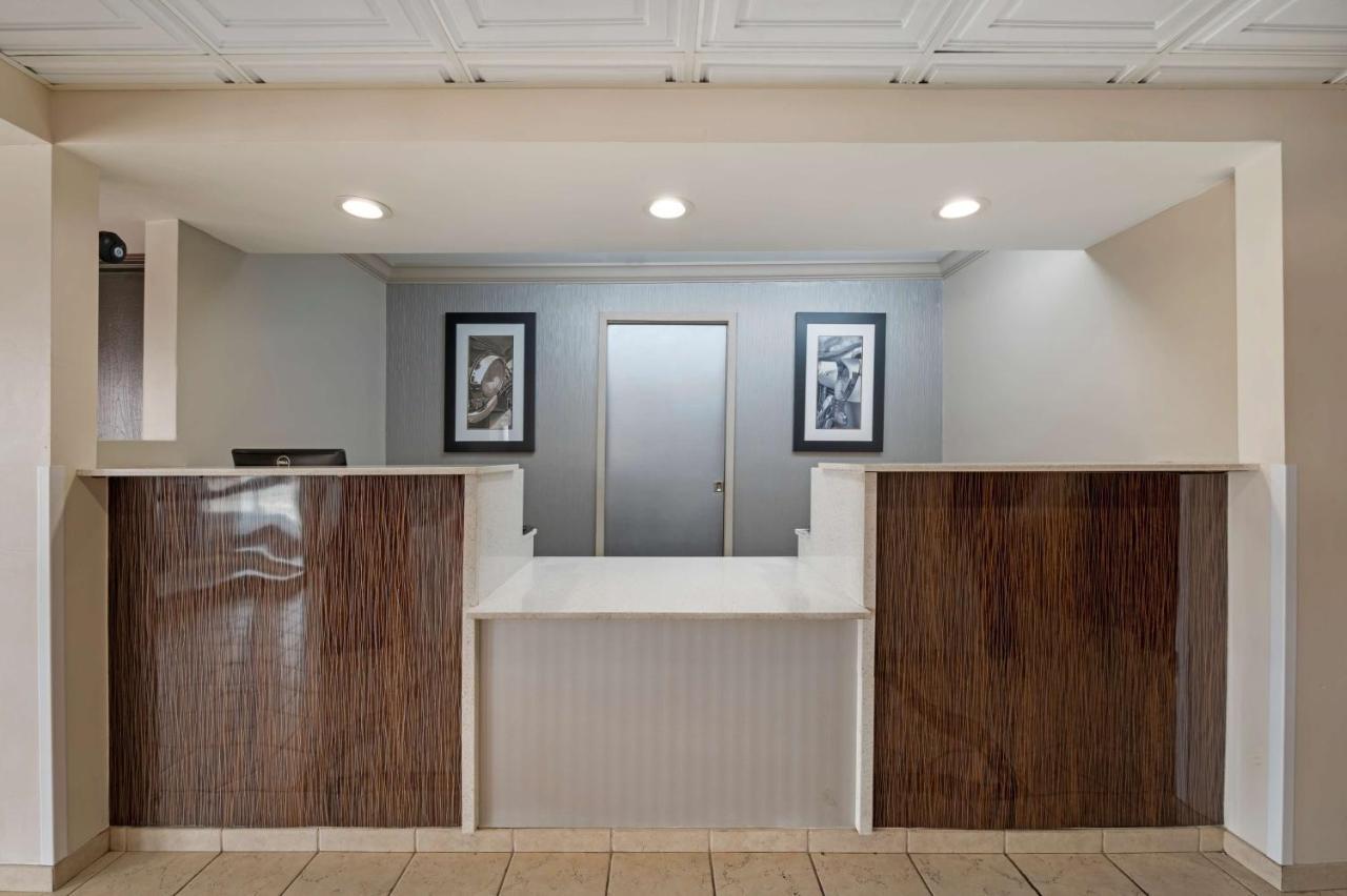 Best Western Edinburgh/Columbus Εξωτερικό φωτογραφία